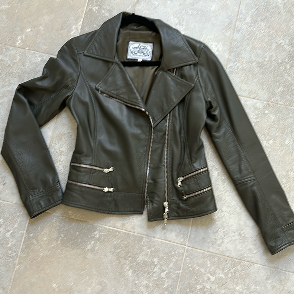 Vera Pelle dark green jacket size 42